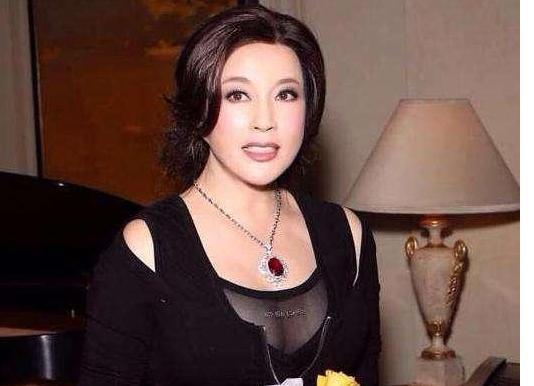 刘晓庆娱乐圈明星吃瓜